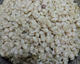 Foto langkah ke 3 dari resep Kacang Bawang Ketumbar.