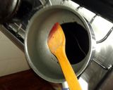A picture of step 1 of Red Wine Electric Jelly.