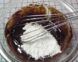 A picture of step 4 of Easy Chocolate Fondant Cake for Valentine's Day.