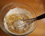 A picture of step 8 of Super Easy! Chewy Rice Flour Banana Cake.