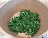 Foto del passaggio 1 della ricetta Risotto cremoso agli Spinaci