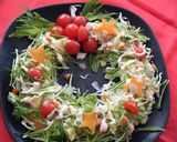 A picture of step 6 of Christmas Wreath Salad with Colorful Mayonnaise.