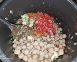A picture of step 3 of Soya pulao.