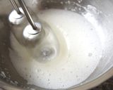 A picture of step 2 of Spongecake (Pâte à Génoise).