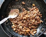 A picture of step 3 of Chocolate samosa.