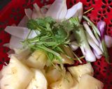Hình bước làm 2 của món Mực Xào Thập Cẩm