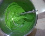 Foto langkah ke 2 dari resep Chiffon Pandan Putih Telur.