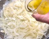 Foto del passaggio 2 della ricetta Cipollata siciliana (cipuddata)