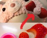 A picture of step 12 of Rabbit Hello Kitty Cake.