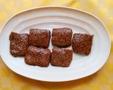 A picture of step 5 of Tilkut Chikki.