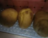 A picture of step 2 of Vrat ka paratah.