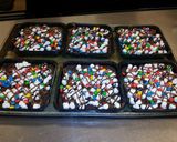 A picture of step 5 of Gooey brownie bars.