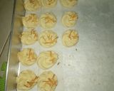 Foto langkah ke 6 dari resep 56. Sagu Keju.
