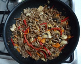 Foto del paso 9 de la receta: Revuelto de carne con verduras y salsa de ostras