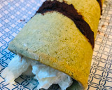 Foto del paso 4 de la receta: Brazo de té Matcha con nata y chocolate negro