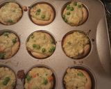 A picture of step 4 of Chicken pot pie CUPCAKES.