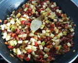 Foto del paso 3 de la receta: Arroz salteado con verduras y chorizo