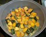 Hình bước làm 4 của món Bí Đỏ Ngào Đường 밤호박강정