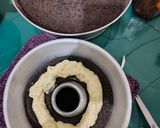 Foto langkah ke 6 dari resep Bolu Ketan Hitam Keju Lumer Kukus.