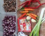 Foto langkah ke 1 dari resep Tumis brambang dan udang.