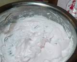 Strawberry Meringue cookies recipe step 2 photo