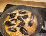 A picture of step 8 of Seafood Paella.