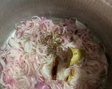 A picture of step 1 of Yakhni pulao.