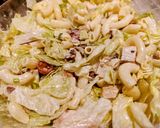 BLT tésztasaláta csirkével recept fázis 8 fotója
