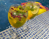 صورة لخطوة 1 من وصفة موهيتو ليمون نعناع🍋🌿