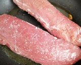 Foto del paso 5 de la receta Solomillo de cerdo con salsa de manzana y cebolla