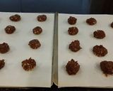 A picture of step 9 of Milk Chocolate Toffee Cookies.