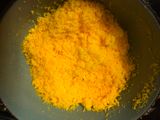 Cách làm nhân trứng muối dẻo cho bánh nướng