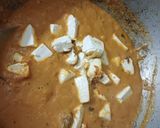A picture of step 4 of Handi paneer.
