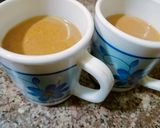 A picture of step 2 of Sonf gur ki chai.