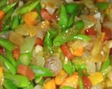Foto langkah ke 3 dari resep Orak-Arik Telur dan Sayur.