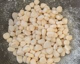 Hình bước làm 3 của món Ngô Chiên Bơ