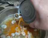 Foto del paso 3 de la receta: Patatas a la marinera con mejillones y gambas