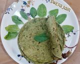 पालक की रोटी(palak ki roti recipe in hindi) रेसिपी चरण 5 फोटो