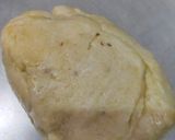 A picture of step 3 of Moong dal ke mini samosas.
