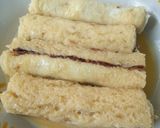 Foto langkah ke 3 dari resep Roti goreng gulung keju.