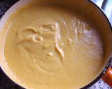 Foto del paso 2 de la receta Crema de brécol con jengibre, semillas de amapola y queso Pecorino