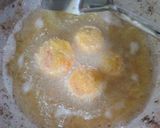 Foto langkah ke 7 dari resep Bola Kentang Mozarella.