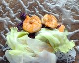 Foto langkah ke 4 dari resep Vietnamese spring rolls.