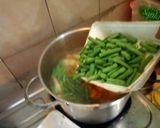 Foto langkah ke 4 dari resep Sop Ceker.... (1).