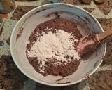 Foto del paso 6 de la receta: Torta vegana de cacao y limón con maní 🍫🍋