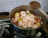 A picture of step 5 of Quick n tasty, Prawn & Potato Stew.