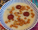 Burgonyakrém leves pirított kolbászchipssel, gyönggyel recept fázis 4 fotója