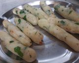 A picture of step 3 of Suji potato fingers.