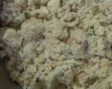 A picture of step 4 of Khoya Gujiya.
