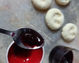 Une image de l'étape 10 de Biscuits coeur à la confiture de cerises 🍒.